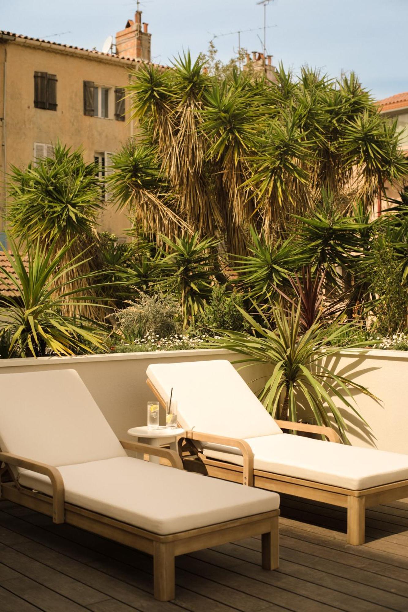 Hotel Lilou Hyères Exterior foto